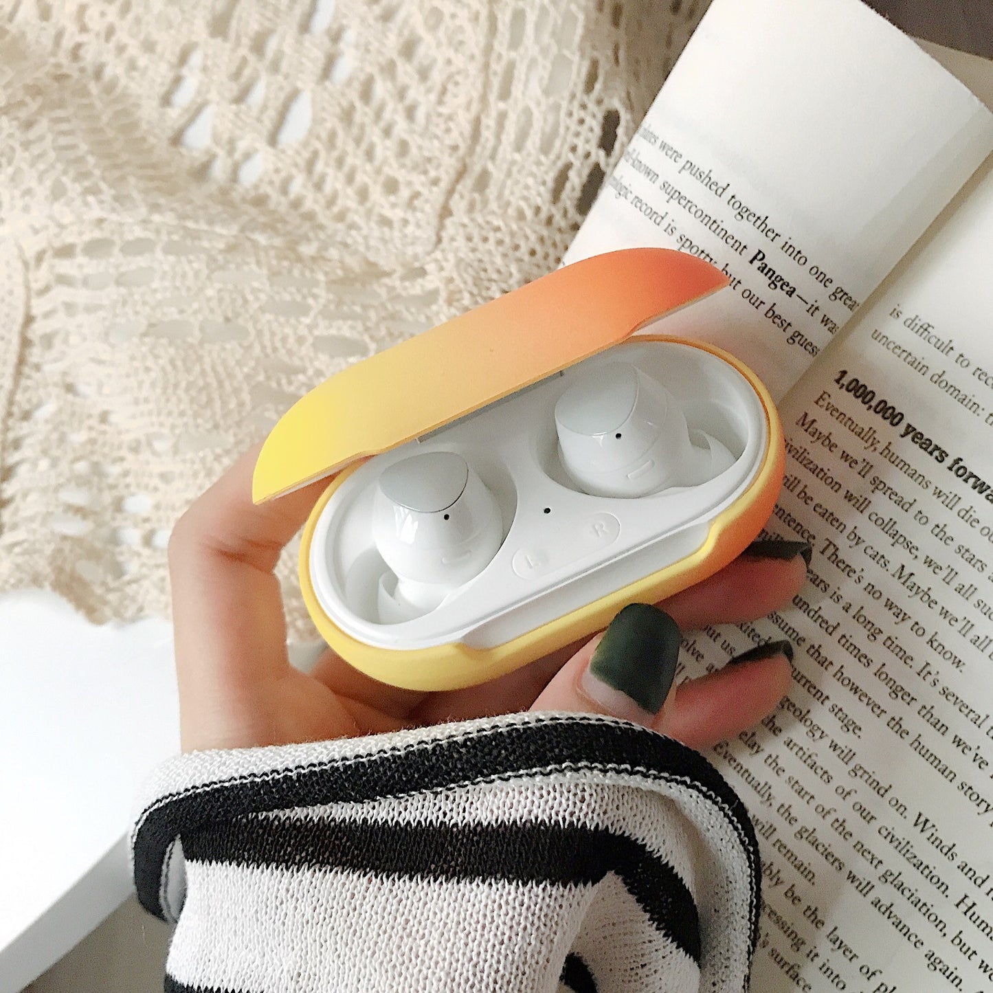 Galaxy Buds + Protective Case Bluetooth Headset